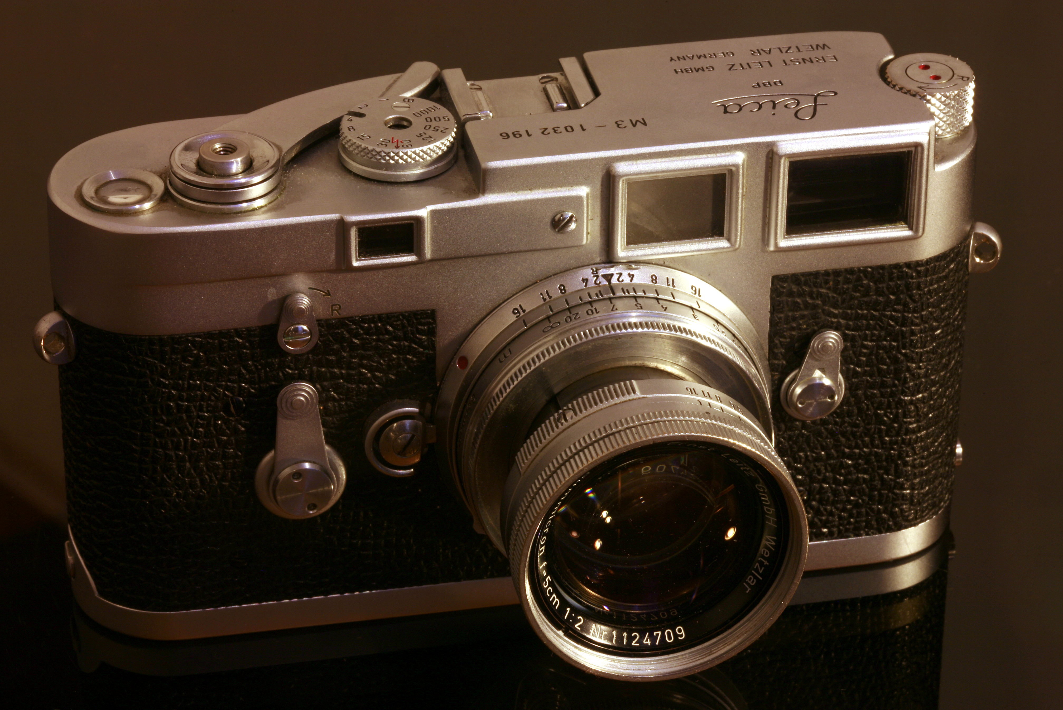 Leica M3 rangefinder camera fitted with a Summicron-M 50mm f/2 lens
